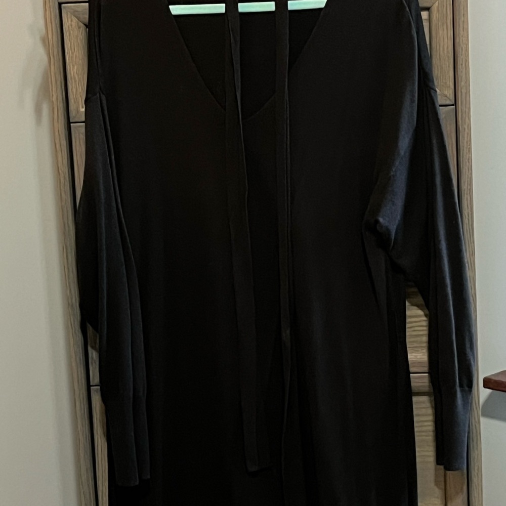 Terra & Sky Black Lightweight sweater dress 2x with V-Neck